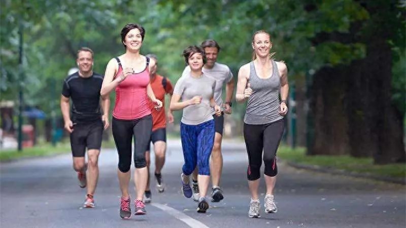 人到中年的生活感悟，适合中年人发的朋友圈(图4)