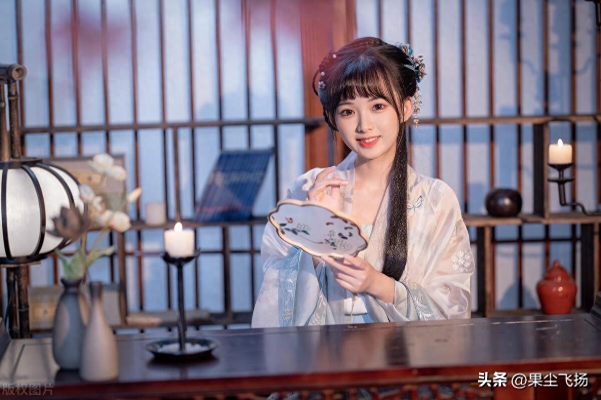 必读：中国20个赞美爱情的古诗词(图5)