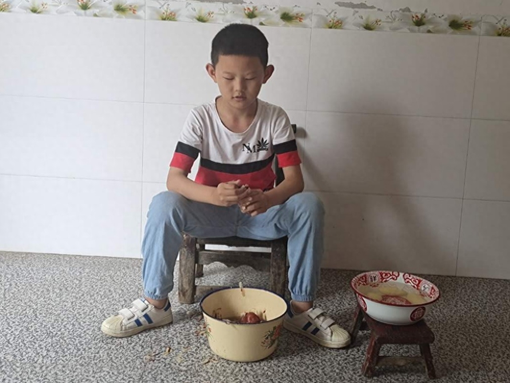 孩子，我想对你说：劳动最光荣(图1)