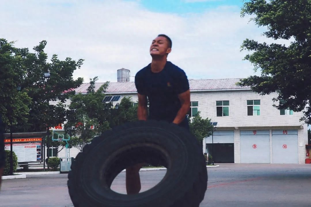 时光不老，青春正好 | 恰风华正茂，无悔火焰青春(图7)