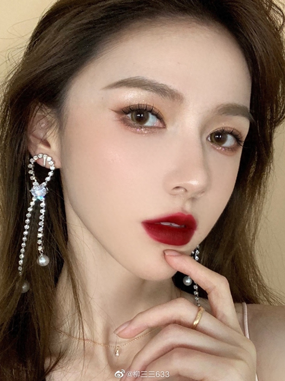 高知美少女网红照片翻车！首秀直播真颜判若两人，算“诈骗”吧？(图79)