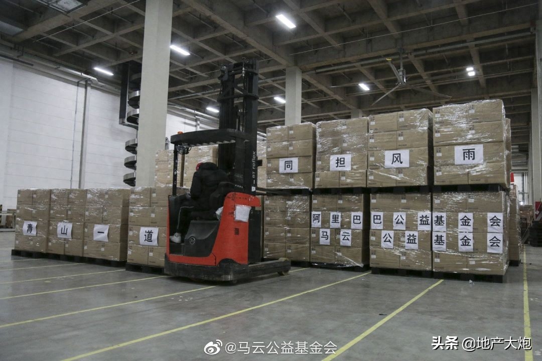 中国援助文案，网友:咱们文案也不输!(图13)