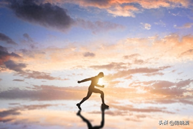 2023深入心灵的励志奋进句子，送给继续前行的我们(图5)