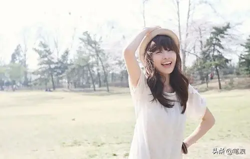 18条泪流满面的句子，记录人生的感动瞬间(图5)