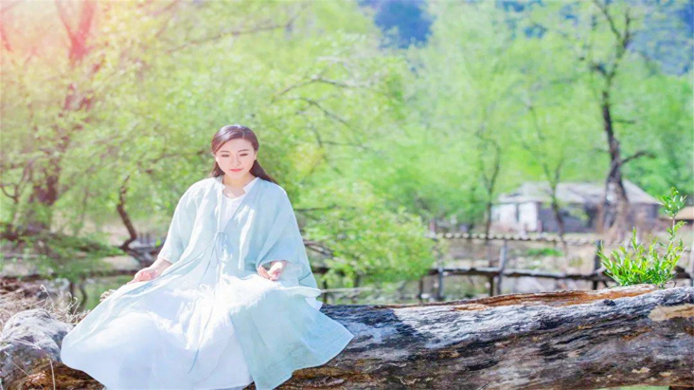 抬头观云喝茶，垂首听雨赏花(图25)