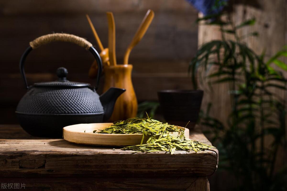 在唐诗宋词的花园里，茶是一朵琪花瑶草，袅袅茶香与茶韵流淌千年(图24)