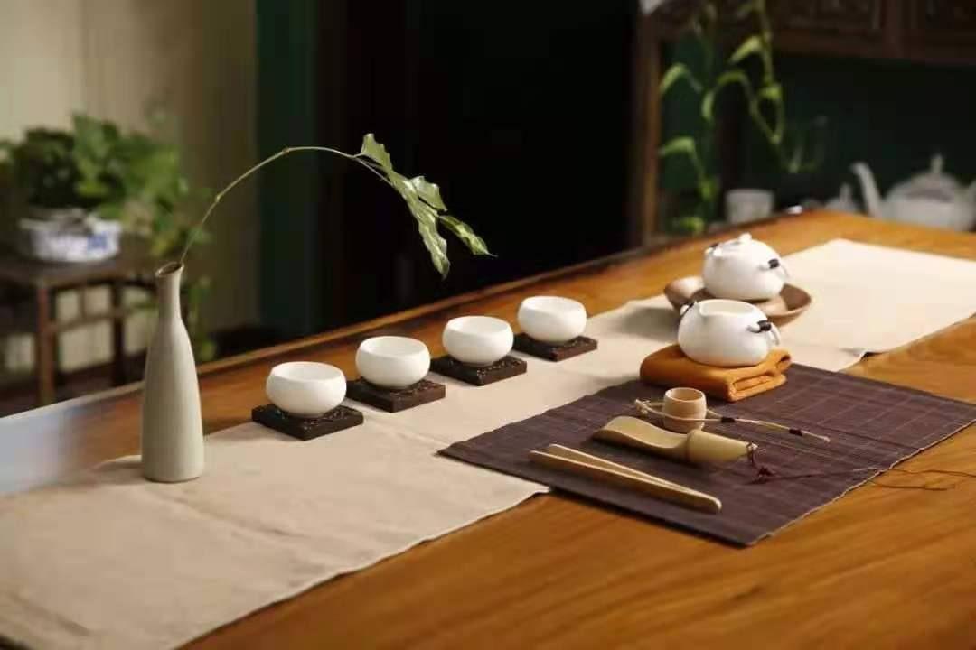 在唐诗宋词的花园里，茶是一朵琪花瑶草，袅袅茶香与茶韵流淌千年(图38)