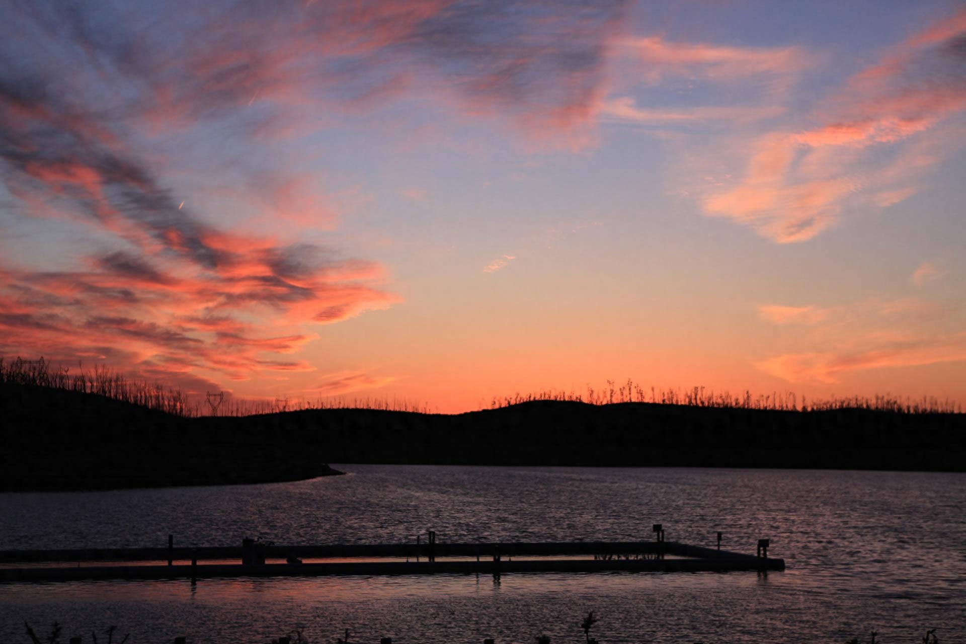 双语哲理美文：关于星空和月亮唯美句子(图2)