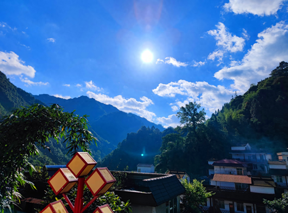 《乡村文艺》专栏 l 《记瑶山行·和朋友诗一首》（五言律诗）选登(图4)