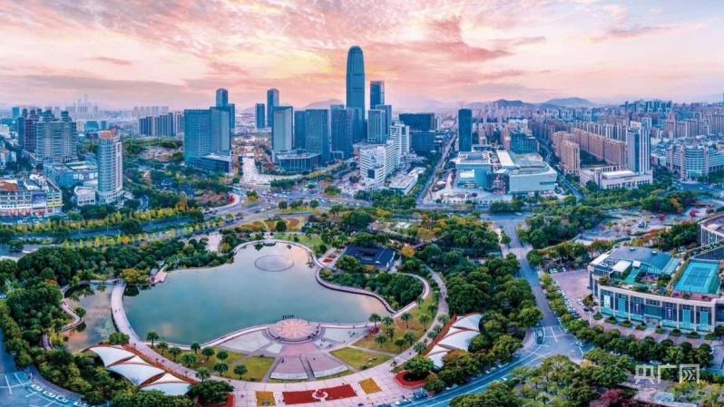 亚运来了｜向着梦想奔跑，温暖人心的火炬手(图6)