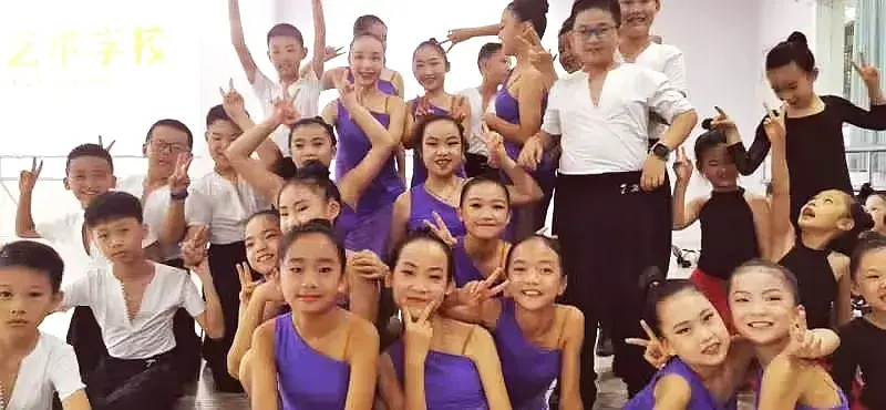 标题：拉丁舞：热情的火焰，无尽的魅力(图3)