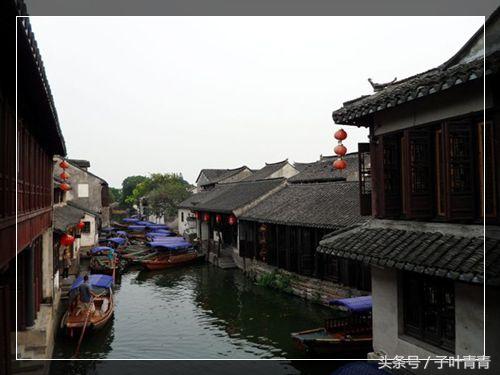 「青青游记」枕河小镇画周庄水韵，静谧黄昏听月下浆声(图5)