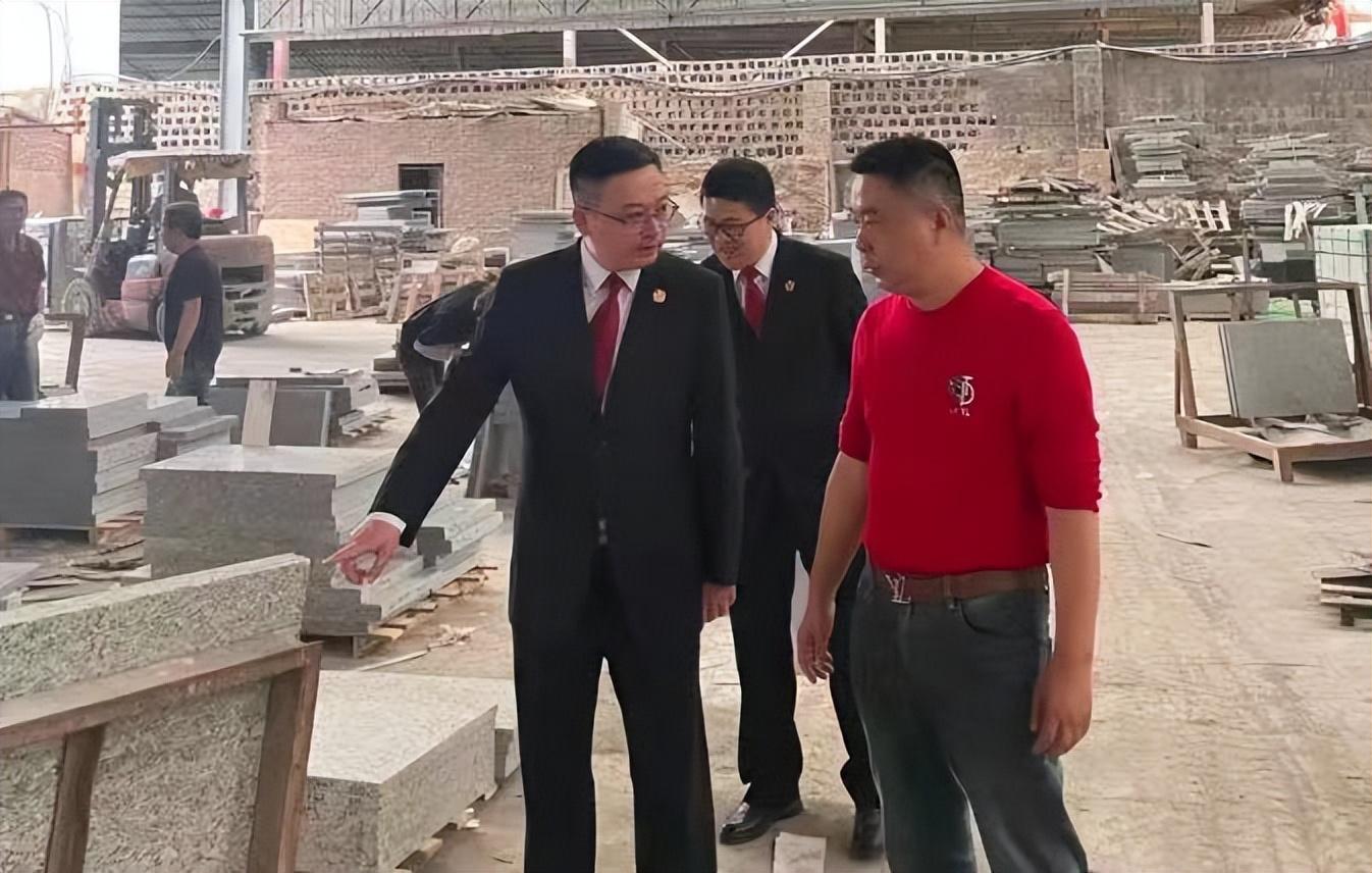 主题教育·青语新声②|青春心向党 奋斗正当时(图5) 主题教育·青语新声②|青春心向党 奋斗正当时(图5)