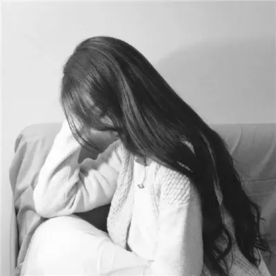 心酸语录..我原先以为人只会苦一阵子，没想到可能会苦一辈子。(图10)