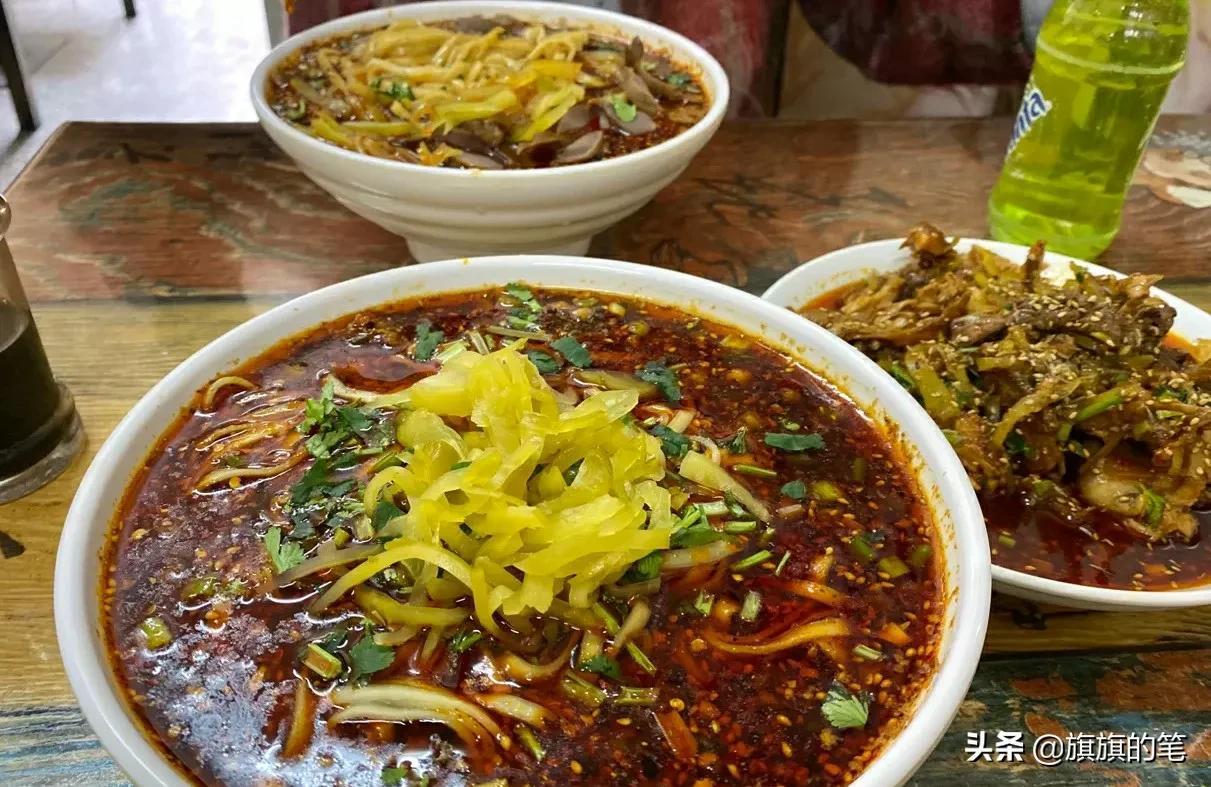 散文：一碗热腾腾的麻辣面，吃出那味儿了…(图1)