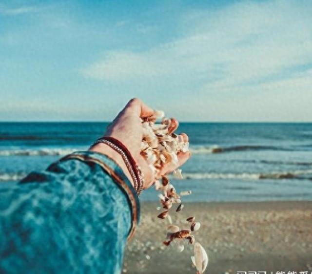 做人要有人情味儿，与人为善，留有余地路自宽(图1)