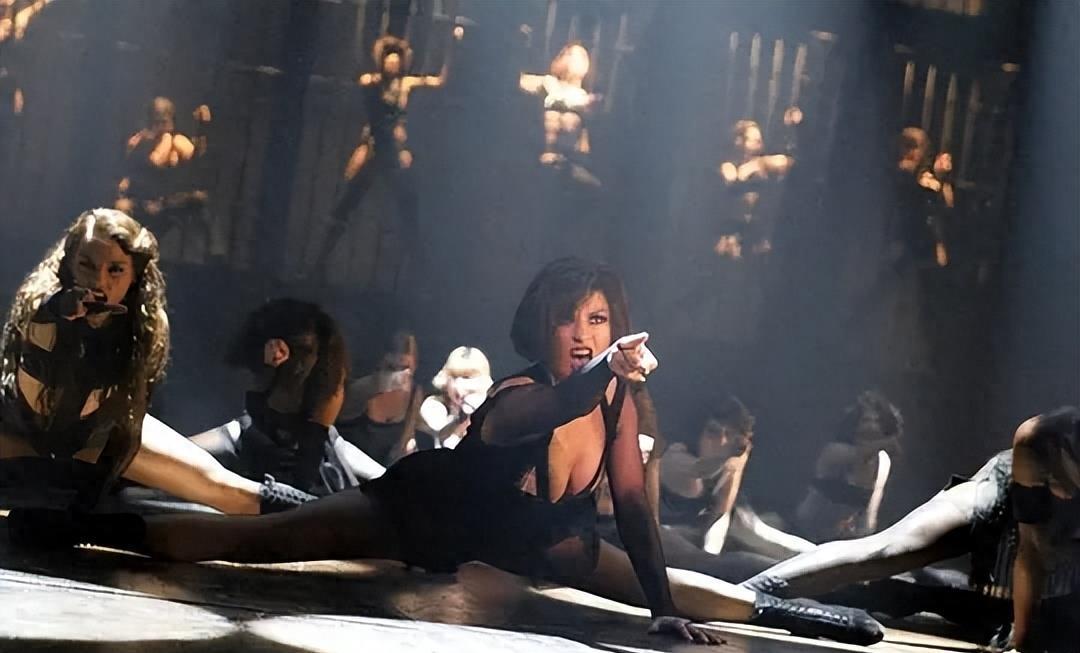 音乐具有良好的情感表达，当爱照入池塘，泥泞中便会开出花来(图7)