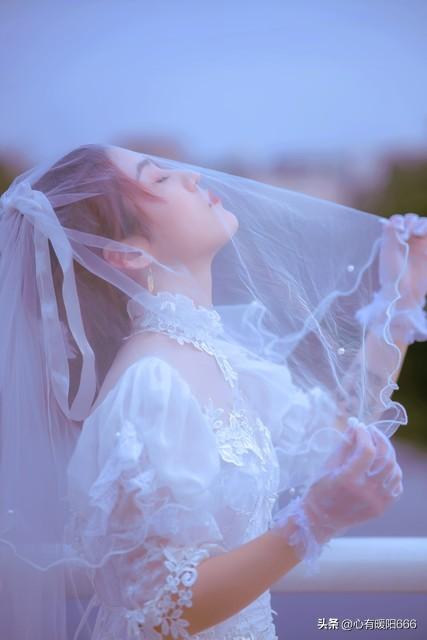 爱情文案，句句走心，扎心到哭的感情文案，情感语录(图1)