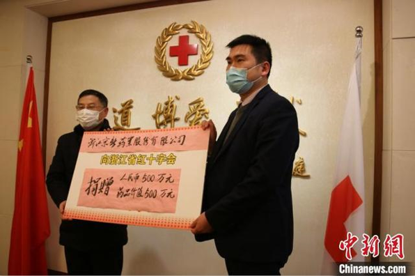 战“疫”中，用古诗词表达祝福，原来可以这么美！(图18)