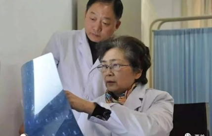 战“疫”中，用古诗词表达祝福，原来可以这么美！(图20)