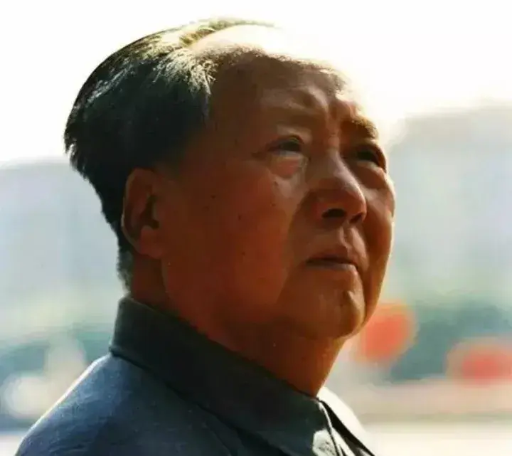 《毛选》：坚持辩证唯物历史观的人，坚持群众路线的人，尊重他人(图4)