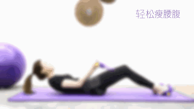 吴昕到底是怎么瘦的？靠拉力带练出“排骨腰”，穿小黑裤太亮眼(图10)