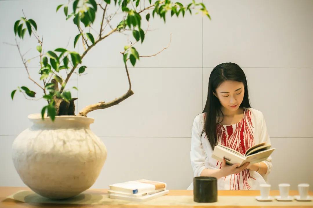 《朱子家训》为啥经久不衰？短短两句传世名句，写满人情世故(图3)