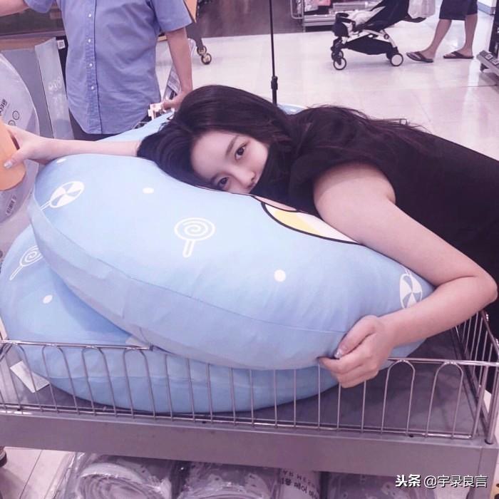 想你直到地老天荒，唯美的爱情句子，让人爱不释手！(图2)