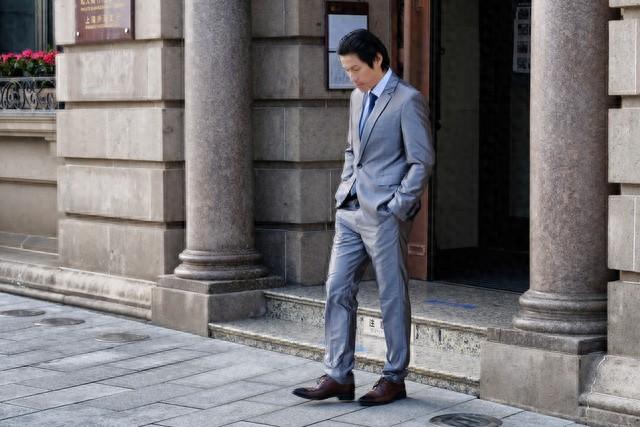 对错不由心，聚散不由人(图1)