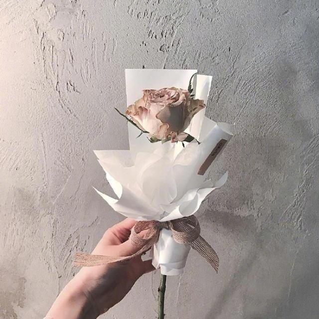 关于爱情的简短句子，唯美走心，让人过目不忘(图3)