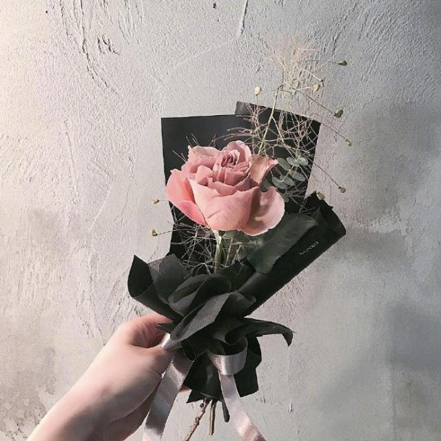 关于爱情的简短句子，唯美走心，让人过目不忘(图4)