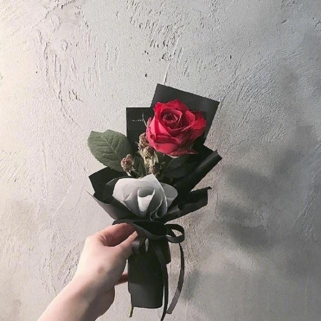 关于爱情的简短句子，唯美走心，让人过目不忘(图5)