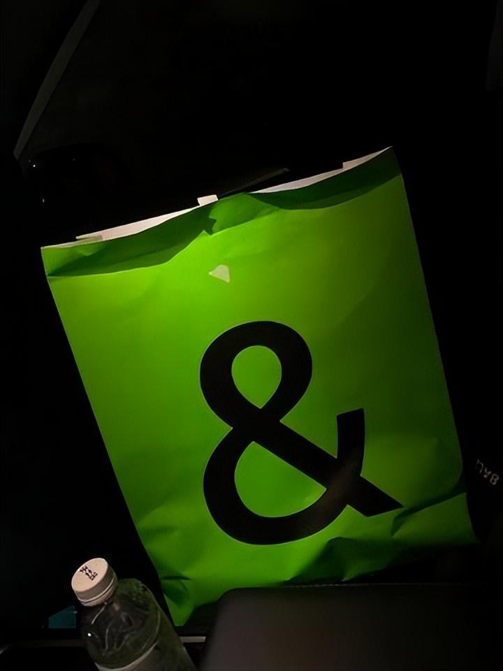 失恋后伤感的说说，触碰泪点，让人肝肠寸断！(图7)