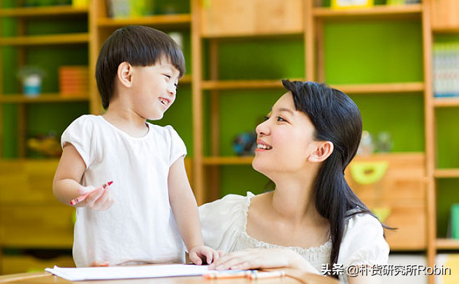 父母如何对待“话痨”的孩子和“不爱说话”的孩子？切记不可大意(图2)