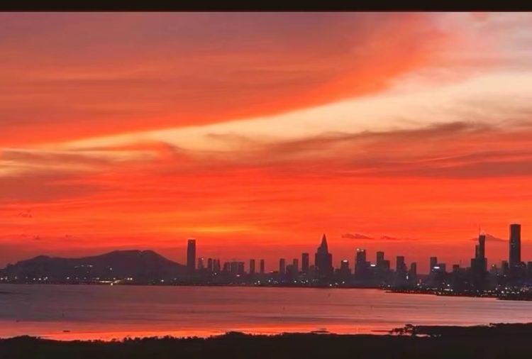 读创诵读(诗歌)||秋日组诗（作者:程华）(图3)