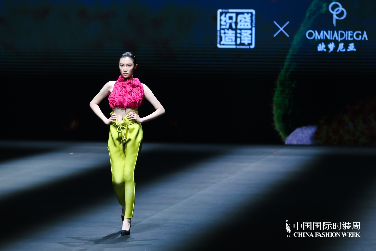 24春夏流行趋势发布秀｜潮流品相 尽通达(图52)