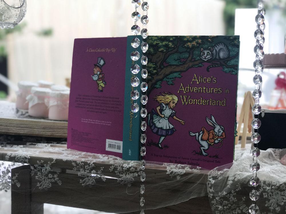 婚礼季来临！参加森系婚礼怎么穿？这样让你又精致又不喧宾夺主(图10)