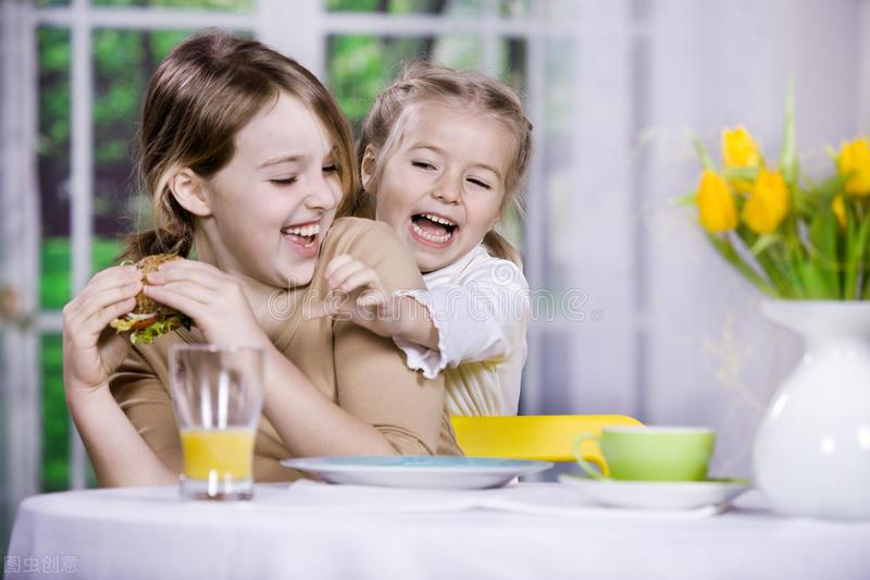 五六年级学生：暑假作文《童年》读后感，这样写才能得高分(图3)