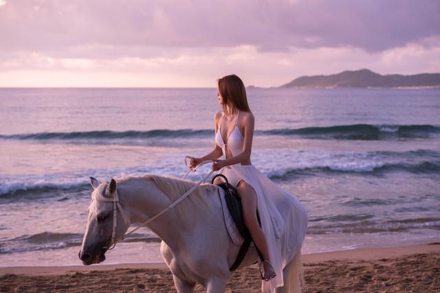 《月夜思乡，心中故乡》（作者：卢明亮）(图6)