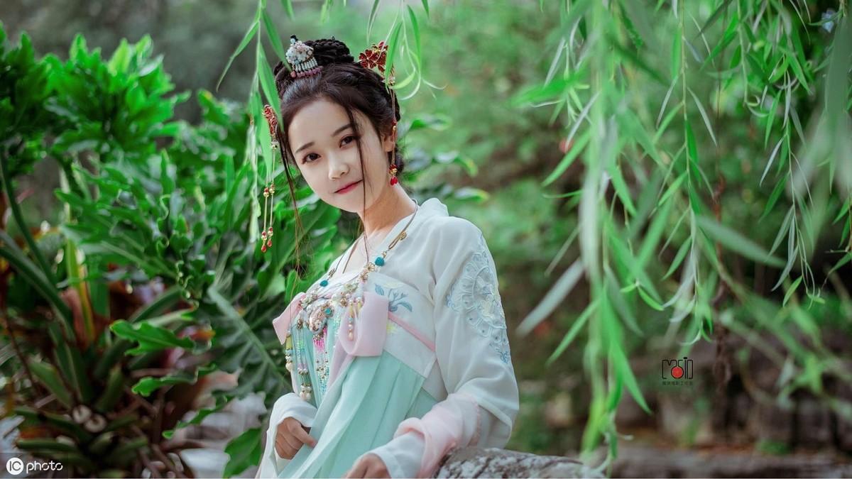 很美很好听的古风唯美句子：此去经年人独悲，只道此生应不悔(图4)