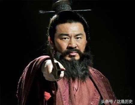 曹操的两句诗，至今还警醒世人，我辈需努力(图1)