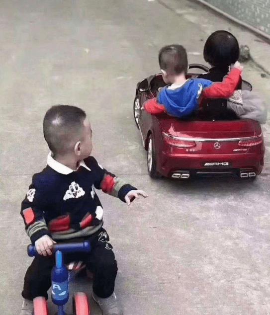 逛街时，她一推开我，原因令人捧腹大笑(图9)