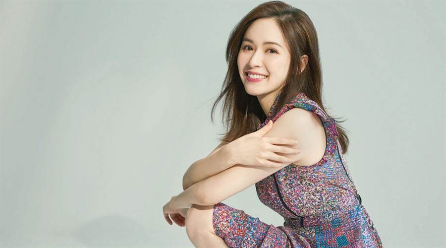 宝岛名媛故事：蔡氏姐妹为家族政商联姻，蒋氏兄弟一怒拔枪为红颜(图15)