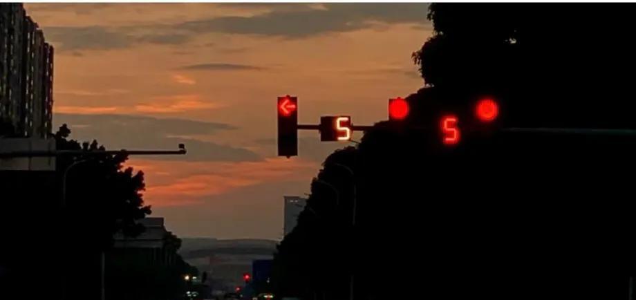 适合下班回家时发的句子(图1)