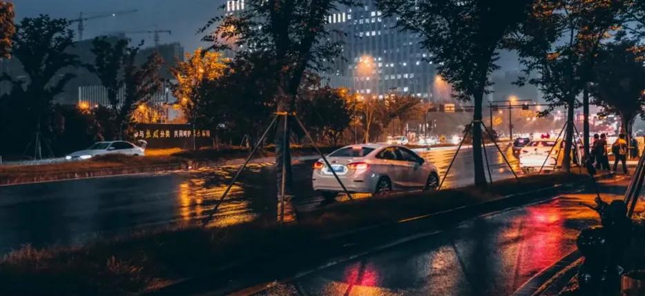 适合下班回家时发的句子(图3)