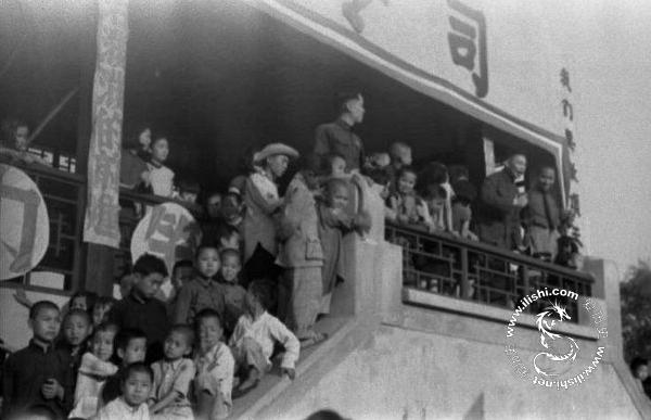 建丰同志在赣州当“村长”  安置教育抗战遗孤(图2)