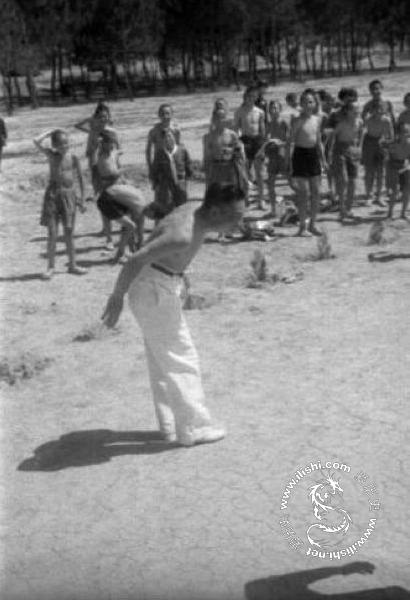 建丰同志在赣州当“村长”  安置教育抗战遗孤(图14)