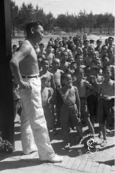 建丰同志在赣州当“村长”  安置教育抗战遗孤(图22)