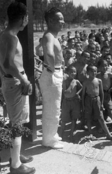 建丰同志在赣州当“村长”  安置教育抗战遗孤(图24)