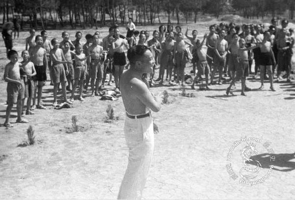 建丰同志在赣州当“村长”  安置教育抗战遗孤(图25)